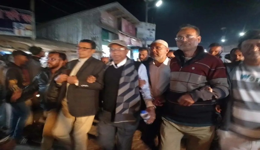 জাতীয় নির্বাচনের তফসিল ঘোষণায় মহিপুর বিএনপির আনন্দ মিছিল