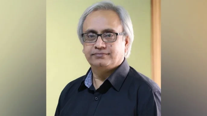 প্রধানমন্ত্রীর স্পিচ রাইটার থেকে তথ্য কমিশনার হলেন মাহফুজুর রহমান