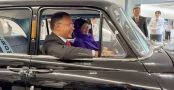 টয়োটার প্রথম প্রাইভেটকারে উঠলেন প্রধানমন্ত্রী