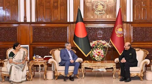 আবারও চালু হচ্ছে ভারতের ট্যুরিস্ট ভিসা