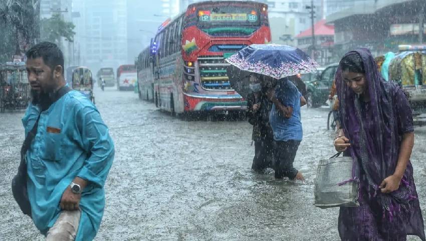 দেশজুড়ে আজও অতিভারী বৃষ্টির শঙ্কা