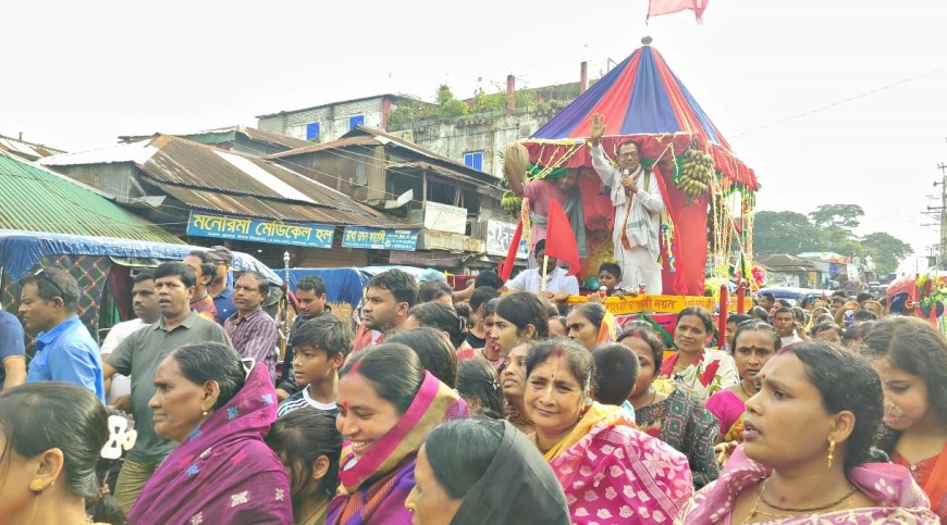 লালমোহনে সনাতন ধর্মালম্বীদের রথযাত্রা মহোৎসব অনুষ্ঠিত