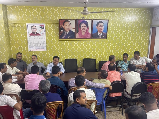 স্বেচ্ছাসেবক দলের কেন্দ্রীয় কার্যালয়ে রাজনৈতিক কর্মশালা অনুষ্ঠিত