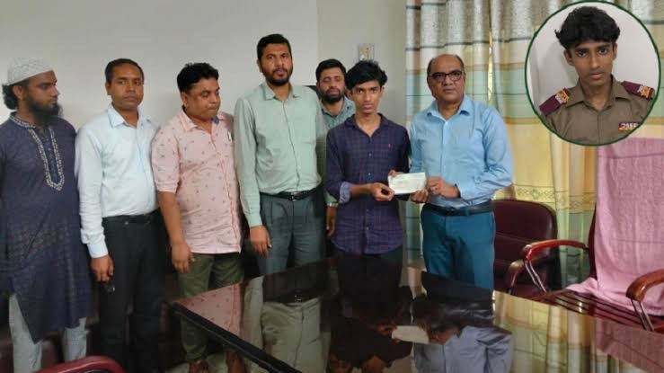 ইকনকে এক লাখ টাকা ও এক মাসের ছুটি দিল কৃষি ব্যাংক