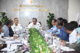 সরকারের ১৮০ দিনের অর্জন জনগণের সামনে বস্তুনিষ্ঠভাবে তুলে ধরতে হবে