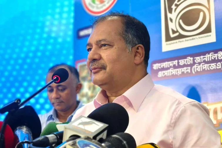 সংসদের চেয়ে রাজপথকে বেশি প্রাধান্য দেওয়া গণতন্ত্রের জন্য শুভ নয়: তথ্যমন্ত্রী