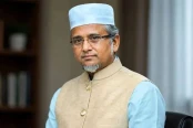 অনৈতিক সম্পর্কের কথা জানার পর গাড়িচালককে প্রলোভন দেখান গাজী নজরুল
