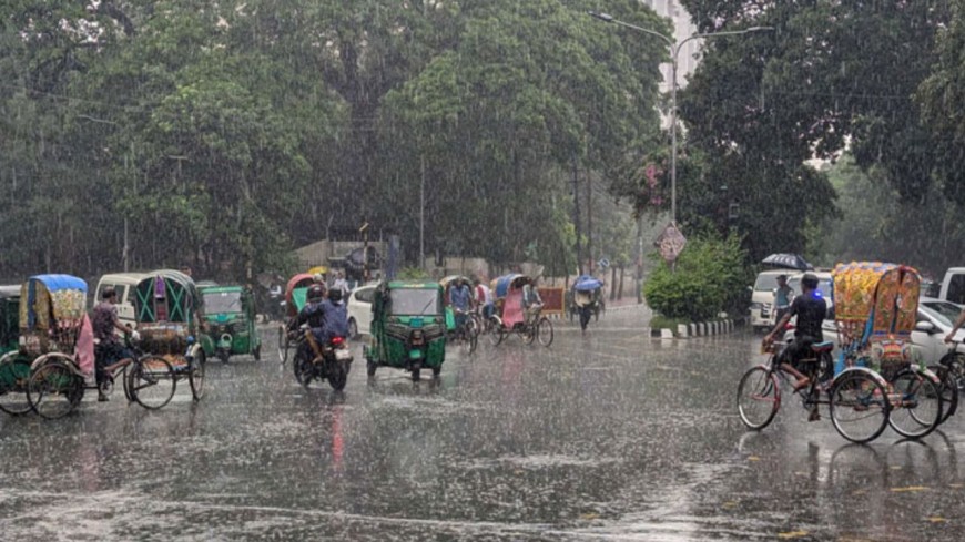 রাতে ঢাকায় হালকা বৃষ্টির পূর্বাভাস